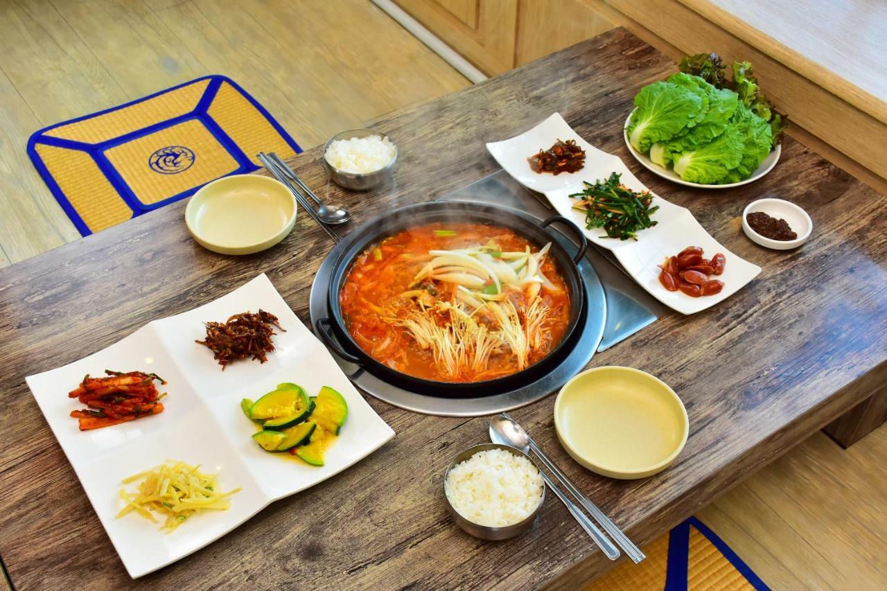Sungbo Youth Hostel Mungyeong Esterno foto